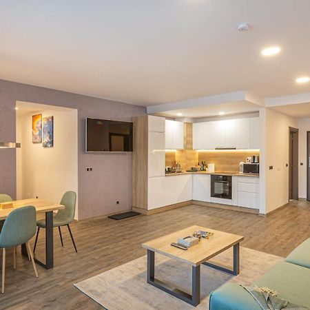 Charming Family Condo In Silver Mountain Poiana Brasov Exterior photo